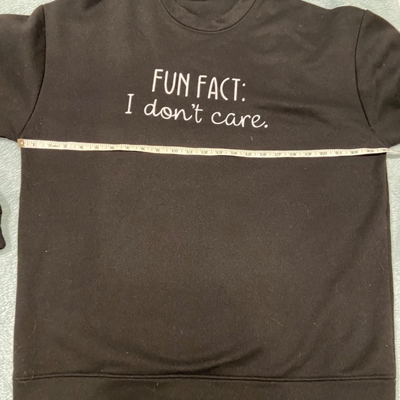 Oversized Graphic Crewneck Sweatshirt – Black, One Size - Picture 5 of 6